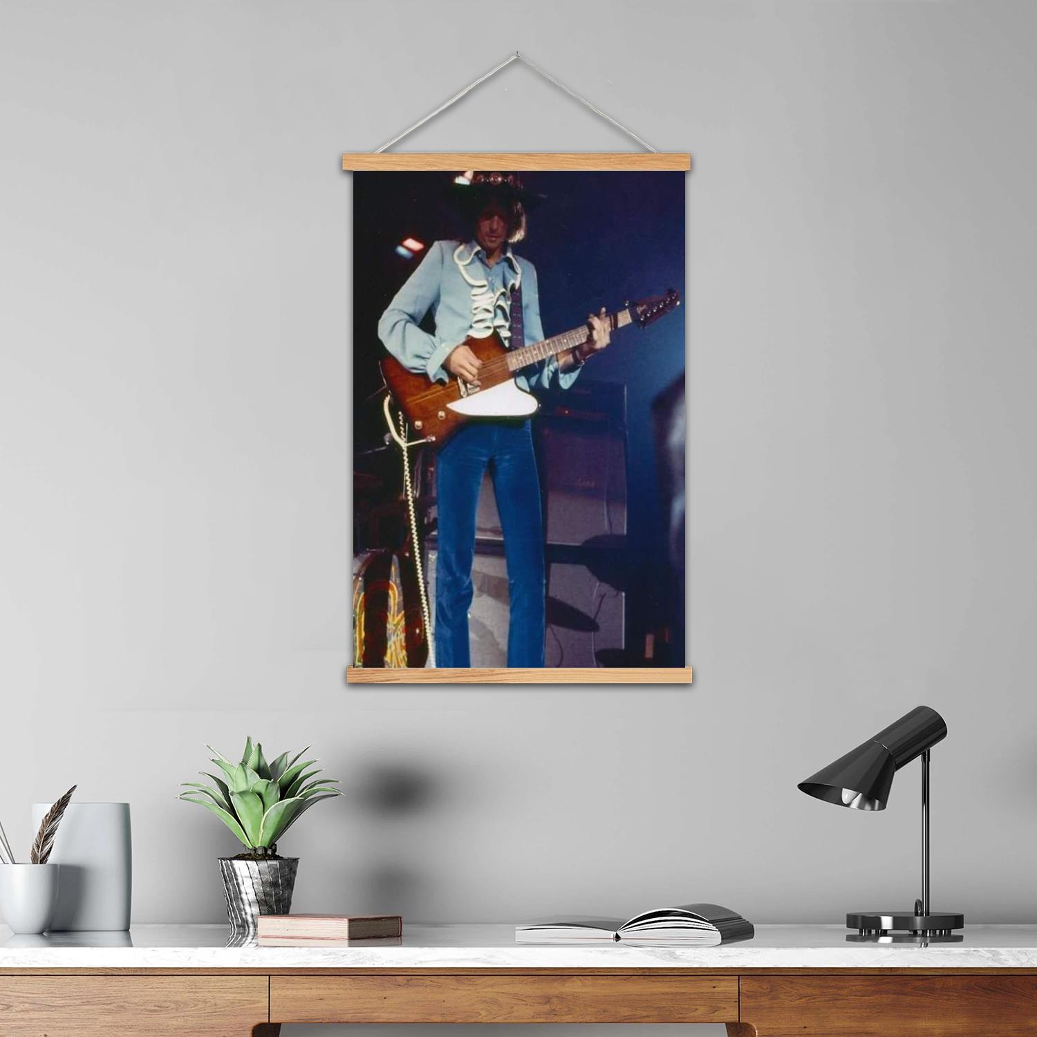 Blind Faith 額装壁掛け絵画 キャンバスアートポス - Art Print Framed のレビューと価格